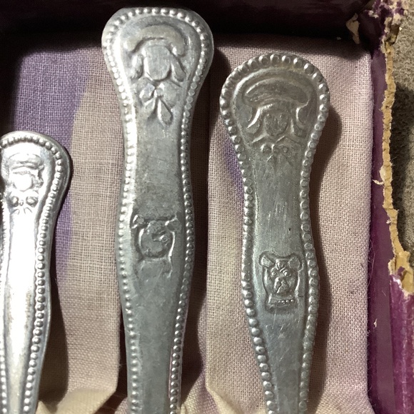 Vintage Child’s Silverware Set - Picture 9 of 9